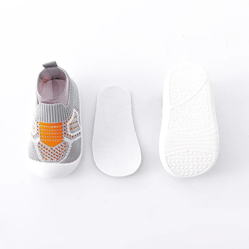 Sapatinhos Antiderrapantes para Bebês - SockShoe